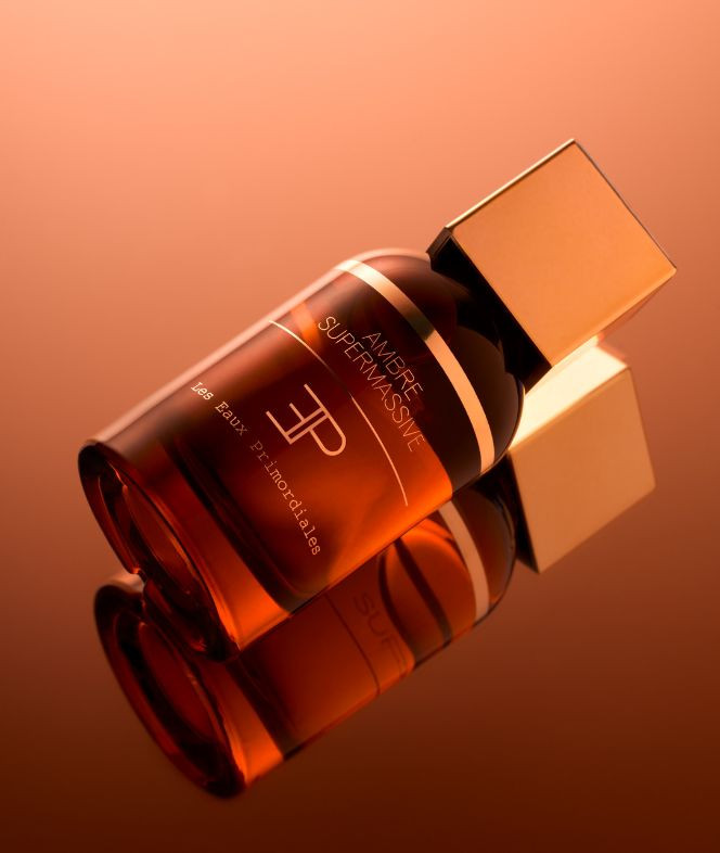 AMBRE SUPERMASSIVE - Les eaux primordiales