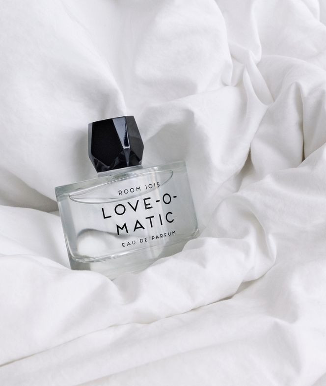 LOVE-O-MATIC - Room 1015